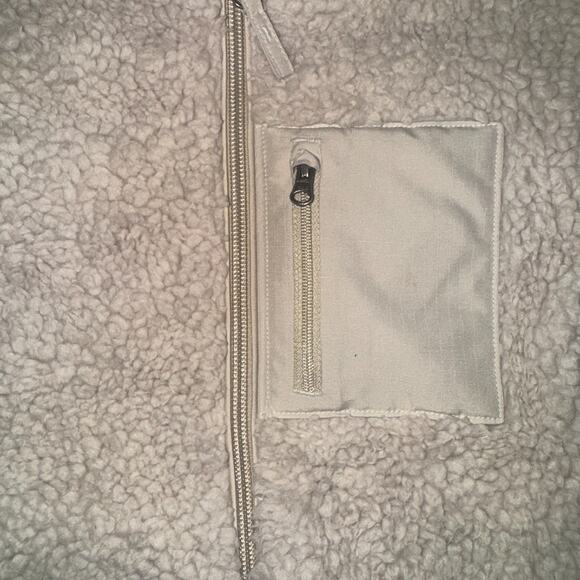 Uniqlo Kids 3-4 Fleece Jacket Outdoor Cool Weather Warm Cozy Soft Autumn Layer - Picture 3 of 8